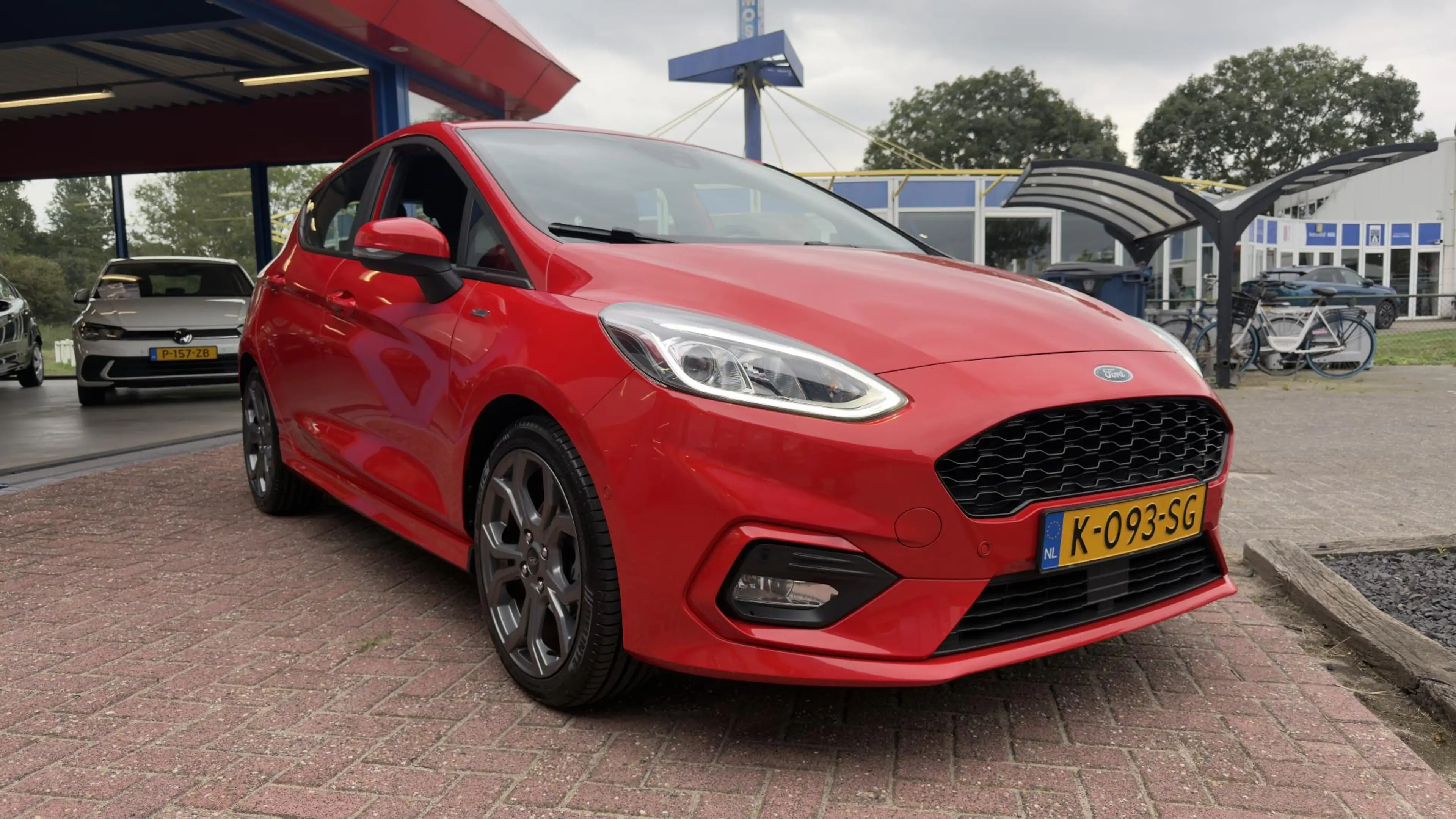 Ford Fiesta 1.0 EcoBoost Hybrid ST-Line X LMV - PDC - NAVI - C — photo 3