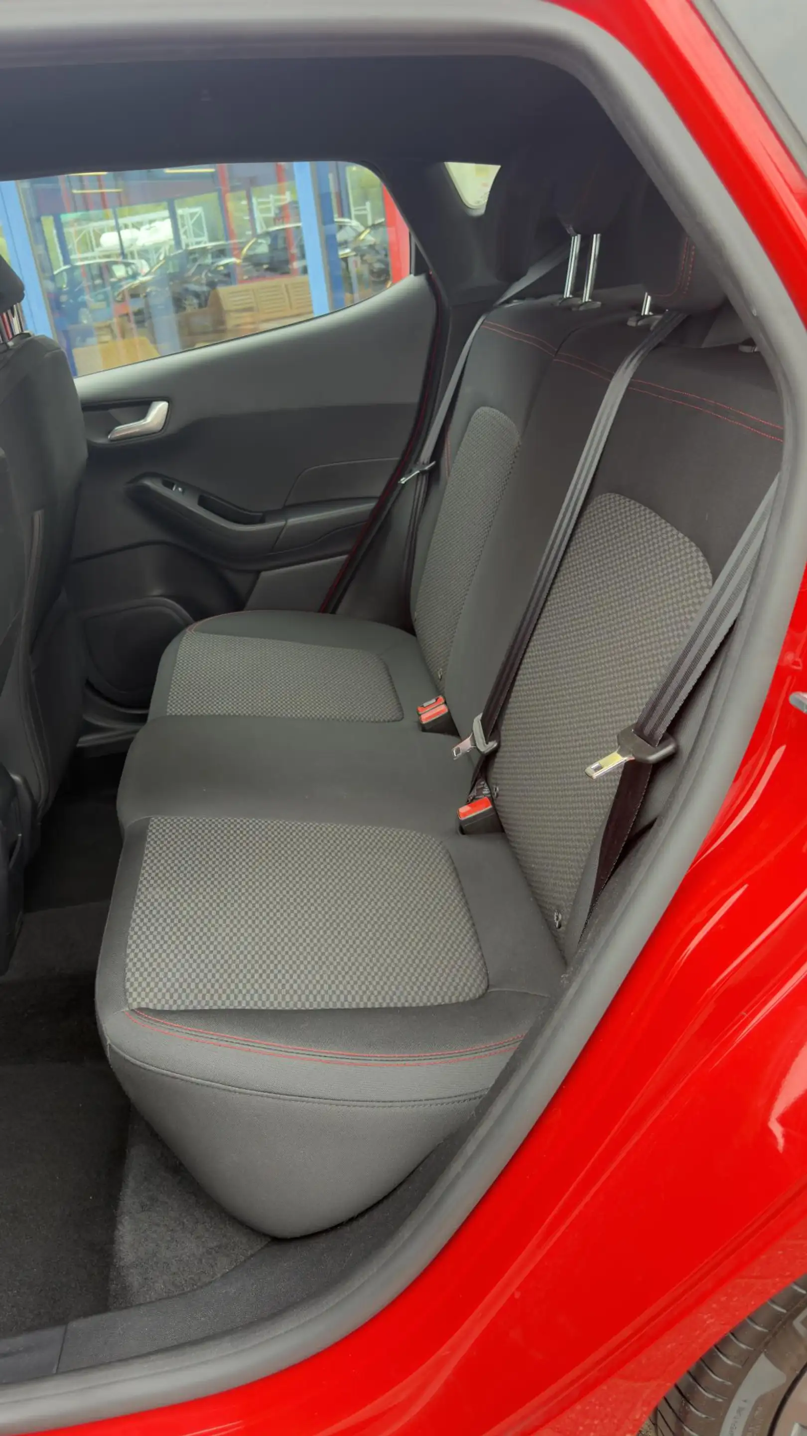 Ford Fiesta 1.0 EcoBoost Hybrid ST-Line X LMV - PDC - NAVI - C — photo 10