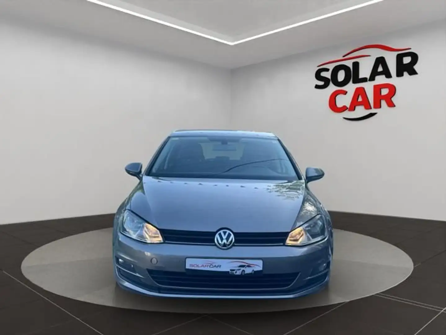 Volkswagen Golf 1.6TDI CR BMT Advance DSG 105 Gris - 2