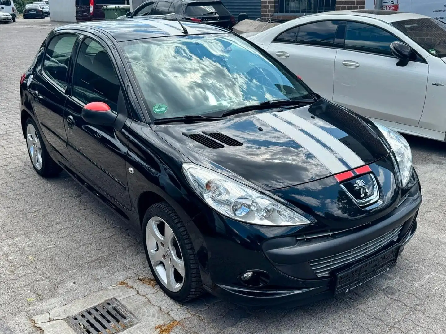 Peugeot 206 + Basis Klima Alufelgen 91tkm Schwarz - 1