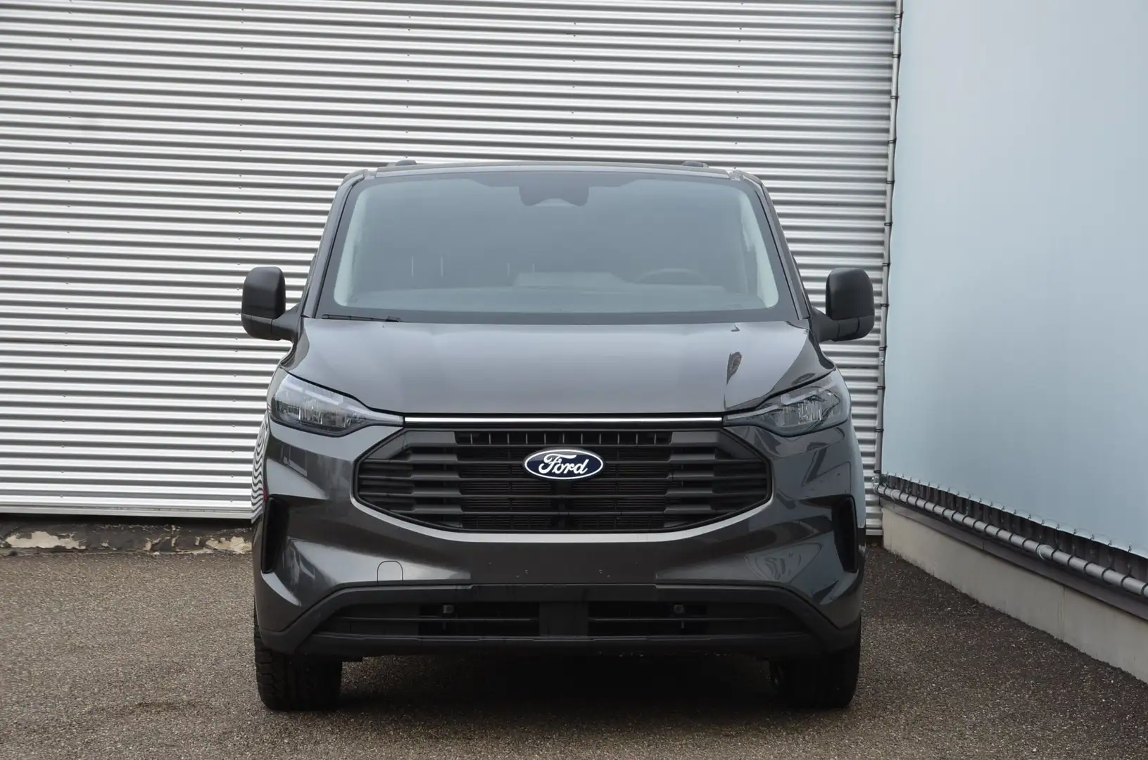 Ford Transit Custom - L2- AWD- 170Pk- Automaat- Nieuw- 39990+BTW Gris - 2