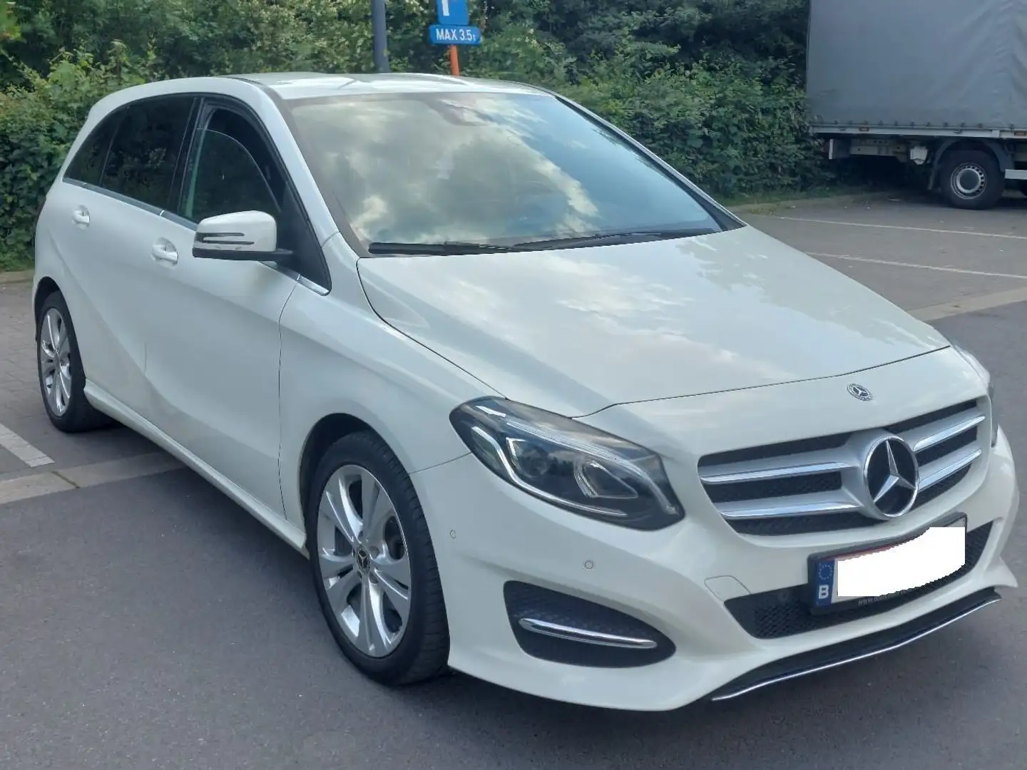 Mercedes-Benz B 180 B 180 Blanc - 1