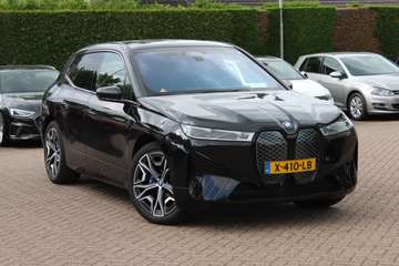 M60 High Executive 112 kWh 27.972 km! / SoH 96,8%