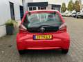 Toyota Aygo 1.0-12V Access 5-DRS SCHAKELT IETS STROEF Rood - thumbnail 13