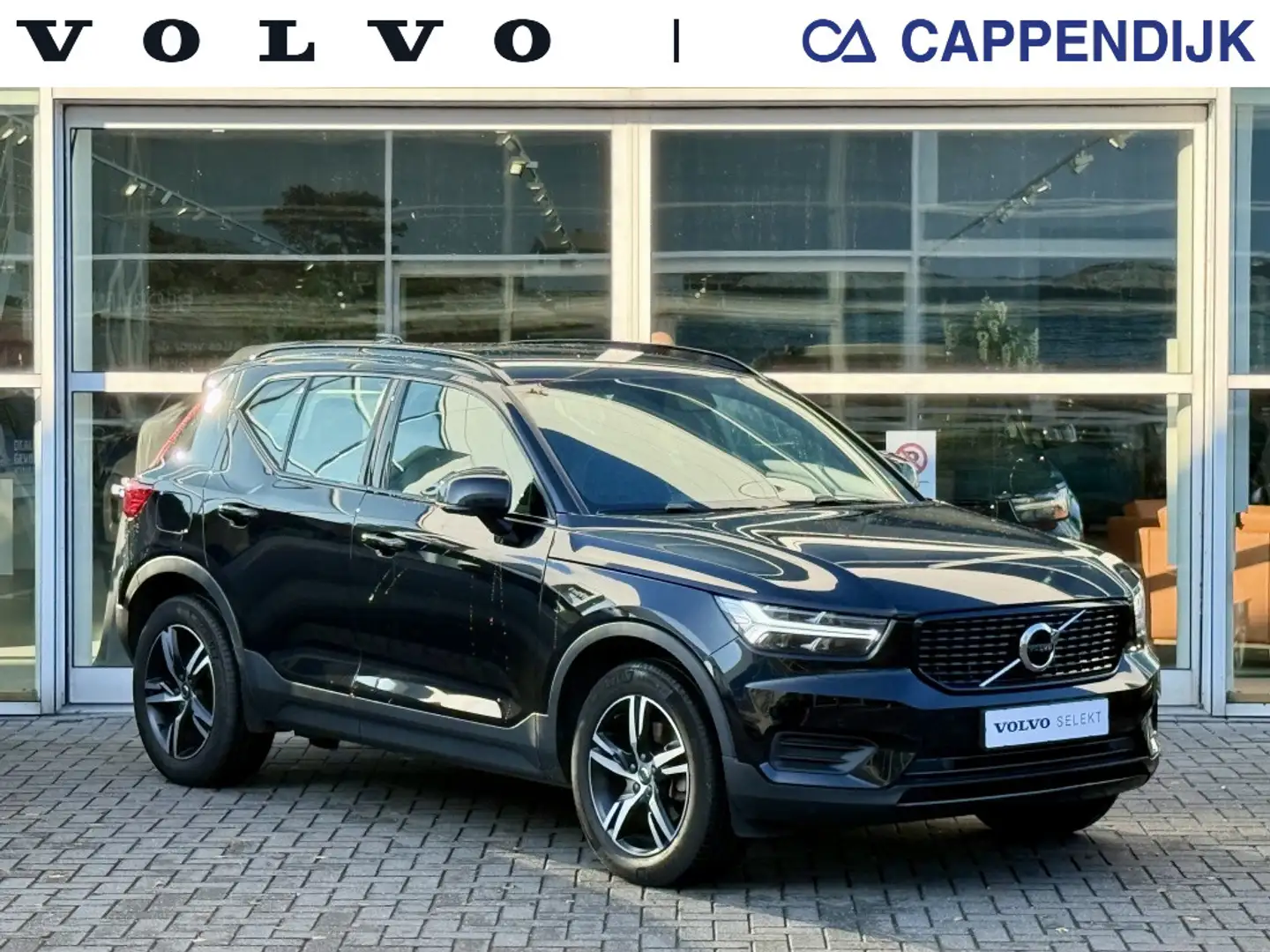 Volvo XC40 B4 197PK R-Design| Adap.Cruise| Camera| Trekhaak| Noir - 1