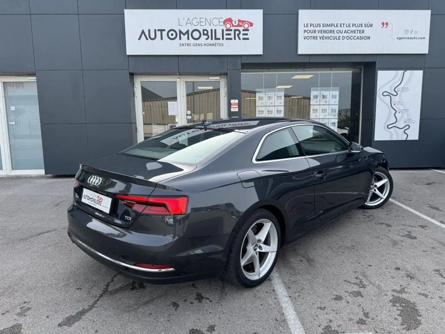 Audi A5 coupé 2.0 TDI 190ch S-Tronic Design Luxe Gris - 2