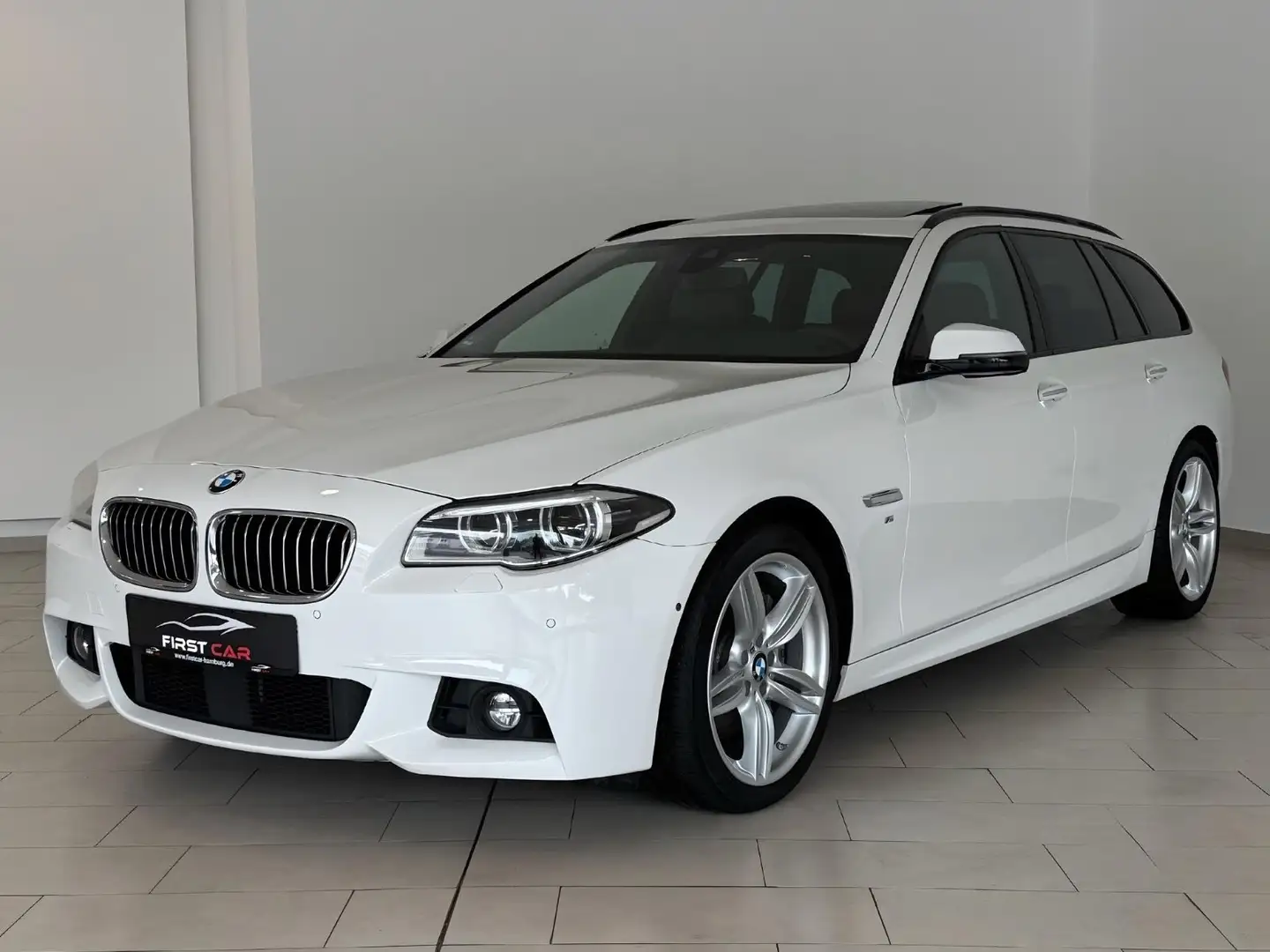 BMW 535 d xDrive M-Paket|PANO|AHK|HUD|1-HAND|LED|TOTW Alb - 1