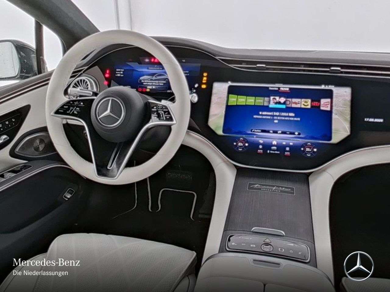 Mercedes-Benz EQS