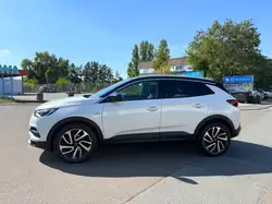Opel Grandland (X) 1.2 Turbo Ultimate Automatik (VOLL LEDER*PDC KAMERA)