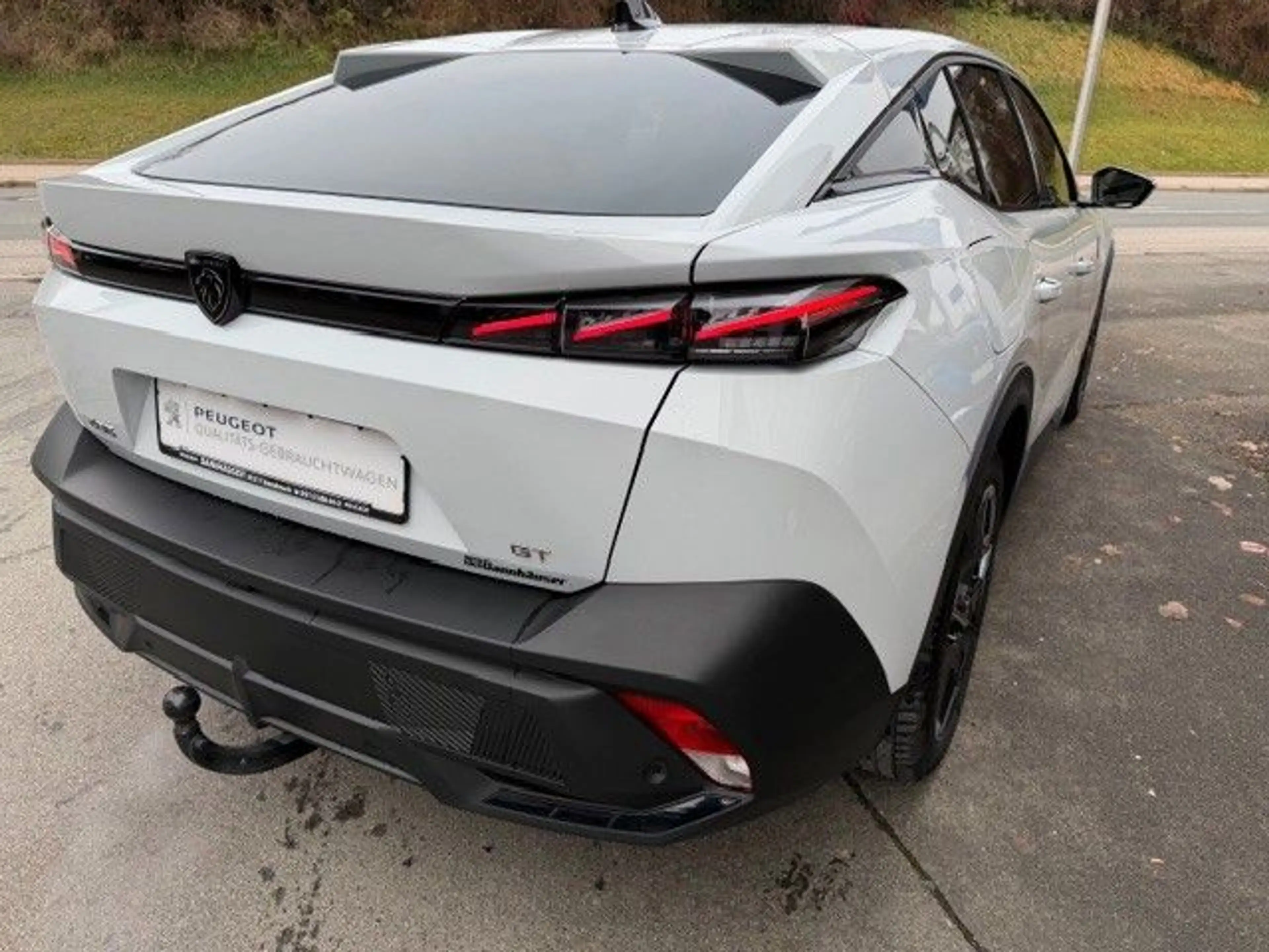 Peugeot 408 PureTech 130 EAT8 GT, AHK, FOCAL,360°K.,1.Hd — photo 6