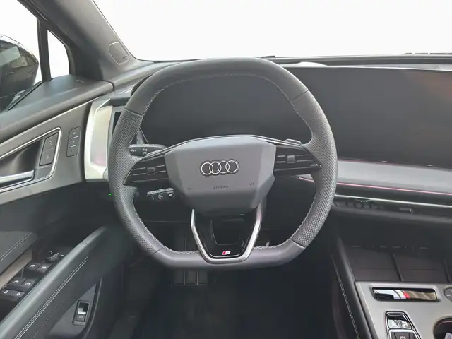 Audi Q4 E-Tron view 10