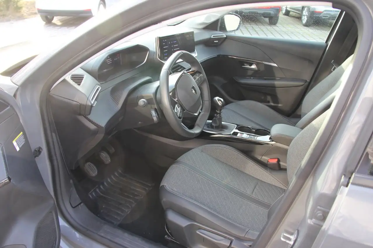 Peugeot 208 Allure LED Klimaautomatik Sunset PDC vo/hi 14