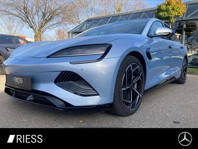 Imagine BYD Seal Excellence AWD PANO HUD 360 KEYLESS LEDER