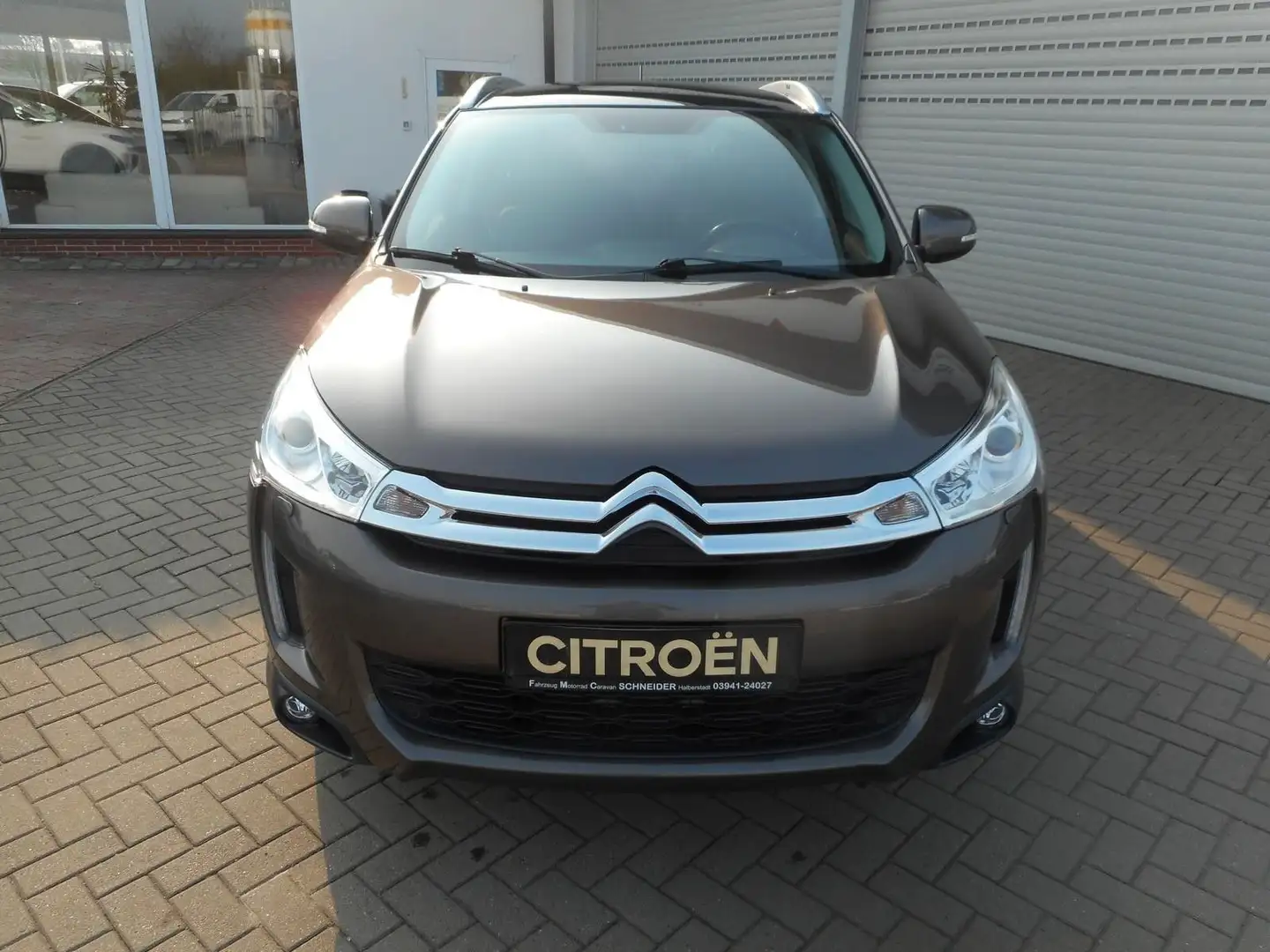 Citroen C4 Aircross HDI150 4x4 Braun - 2
