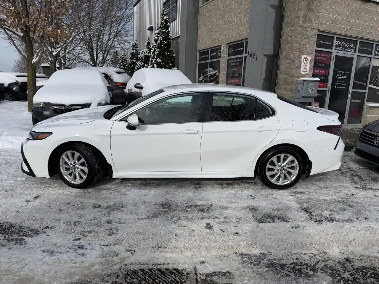 Toyota Camry снимка Toyota Camry