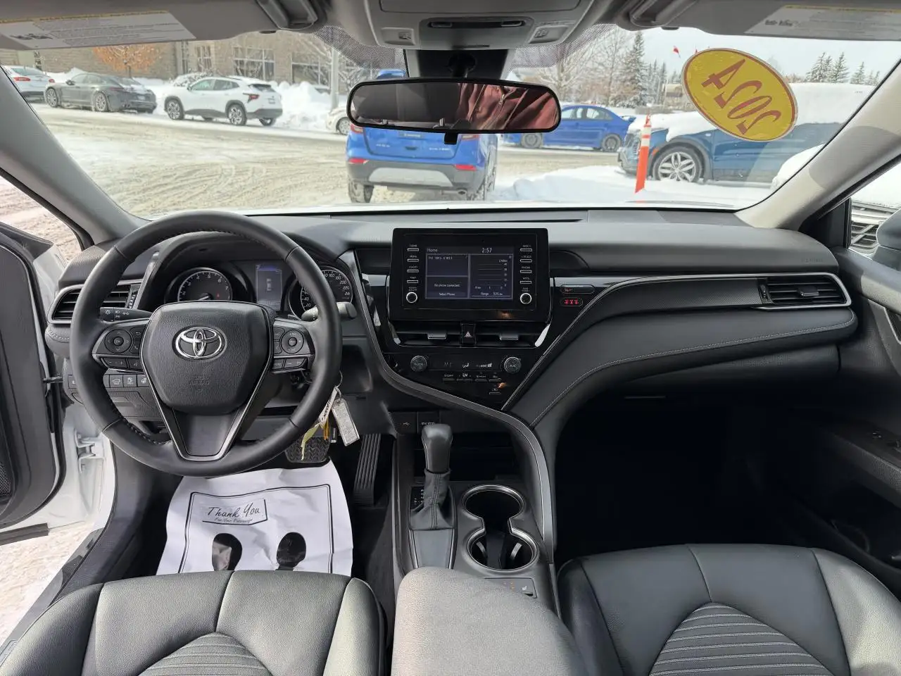 Toyota Camry снимка Toyota Camry