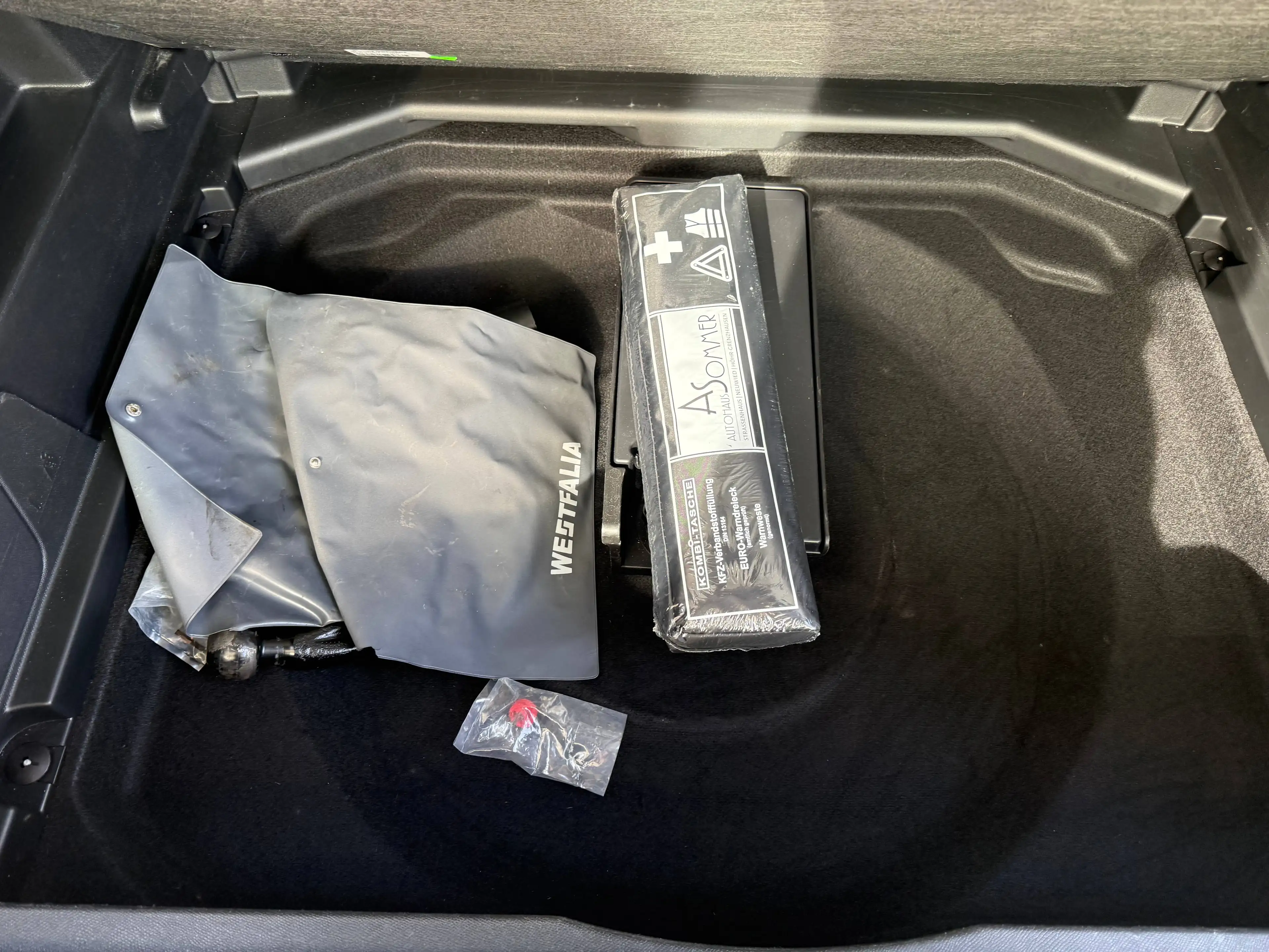 Peugeot 3008 GT BlueHDi 130 EAT8 — photo 14