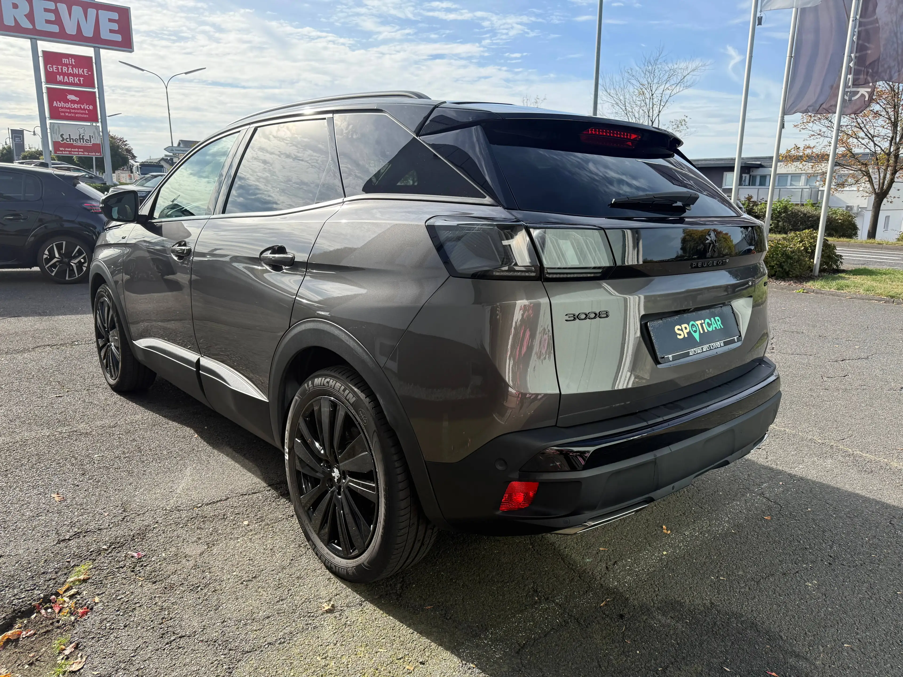 Peugeot 3008 GT BlueHDi 130 EAT8 — photo 3