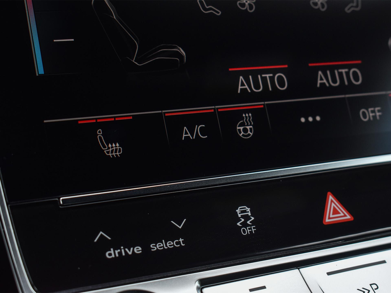Audi Q8 55 TFSI e quattro Pro Line S Memory seats | 360 Ca — photo 14