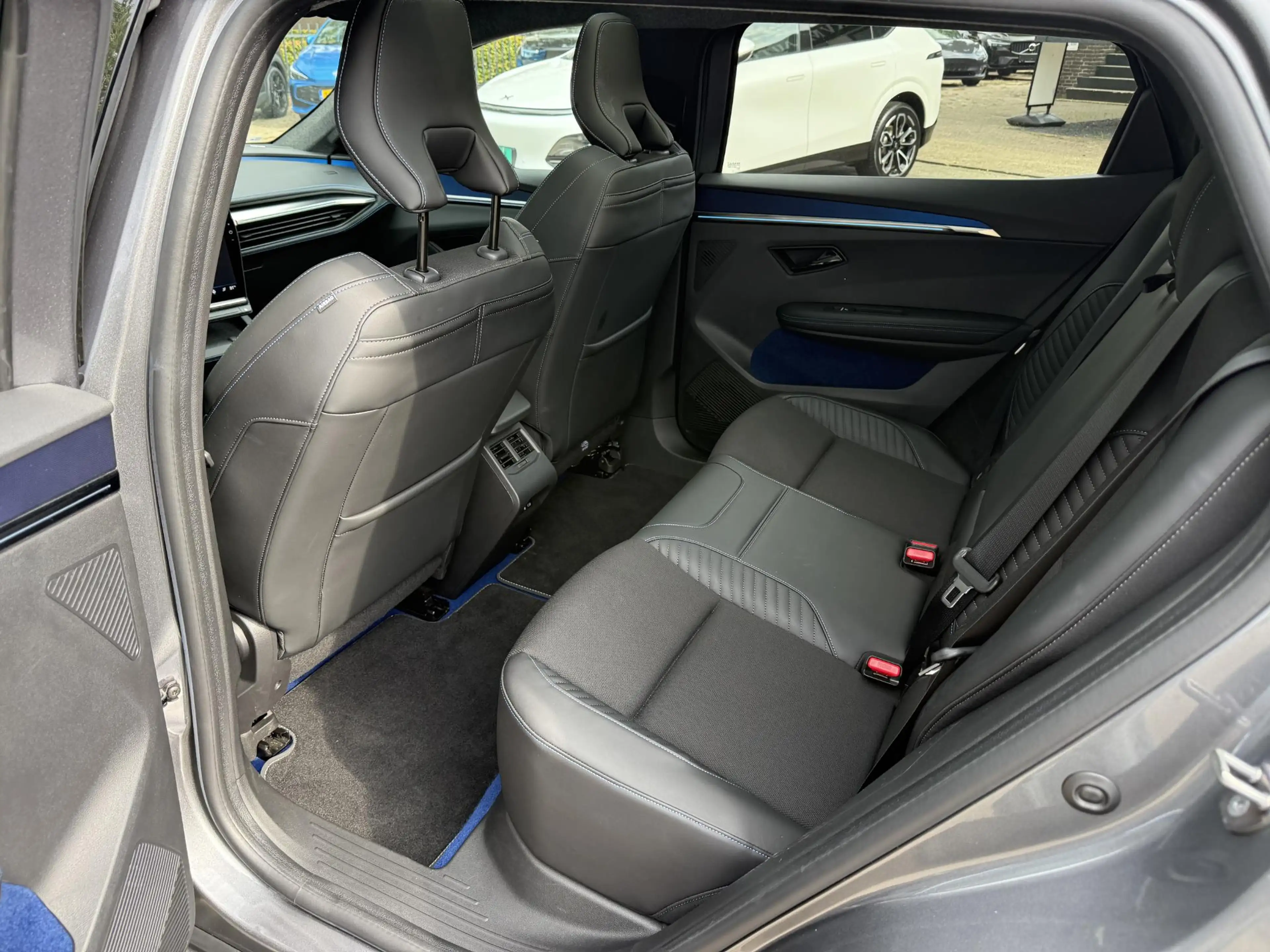 Renault Scenic E-Tech EV87 long range esprit Alpine VAN: 40.900,- — photo 13