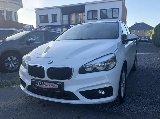 BMW 216 79000Kms ! **Cuir--Gps--Radar** Garantie 1 An