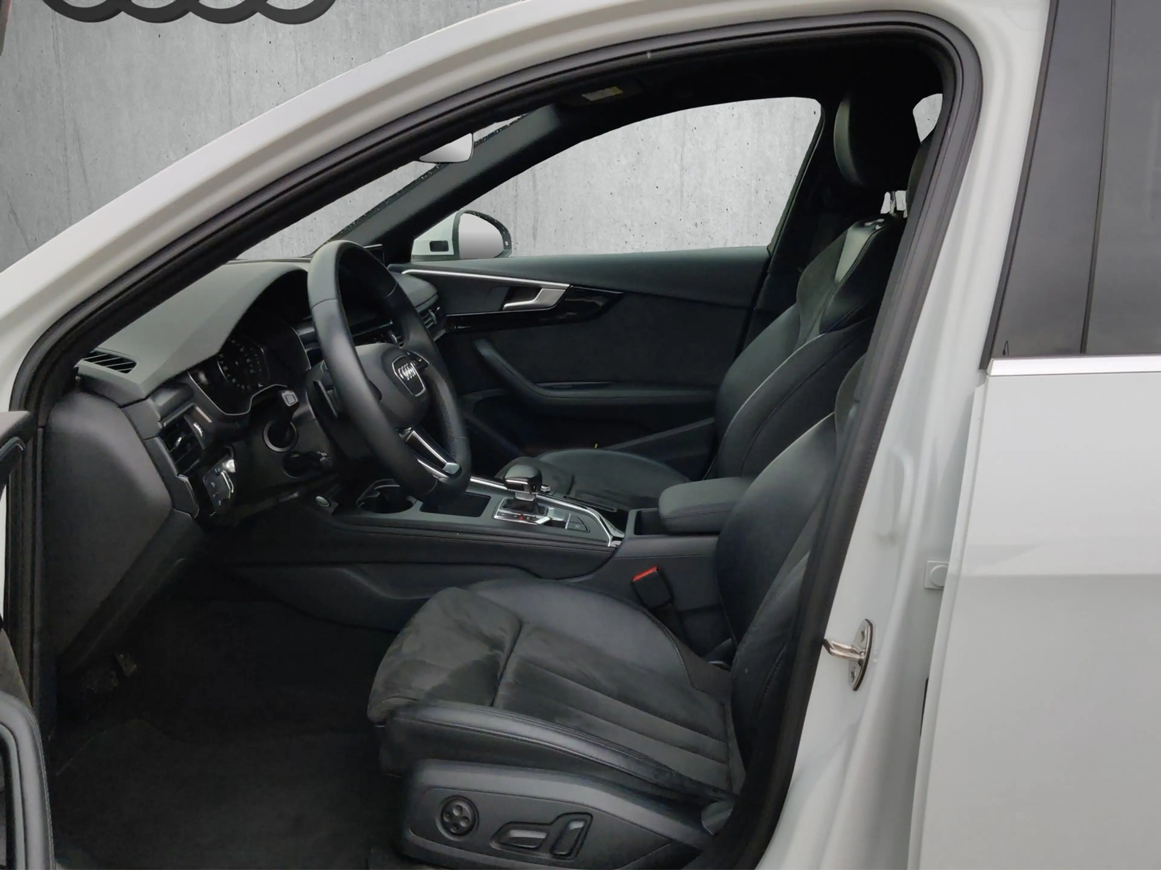 Audi A4 allroad 40 TDI quattro S-tronic — photo 10