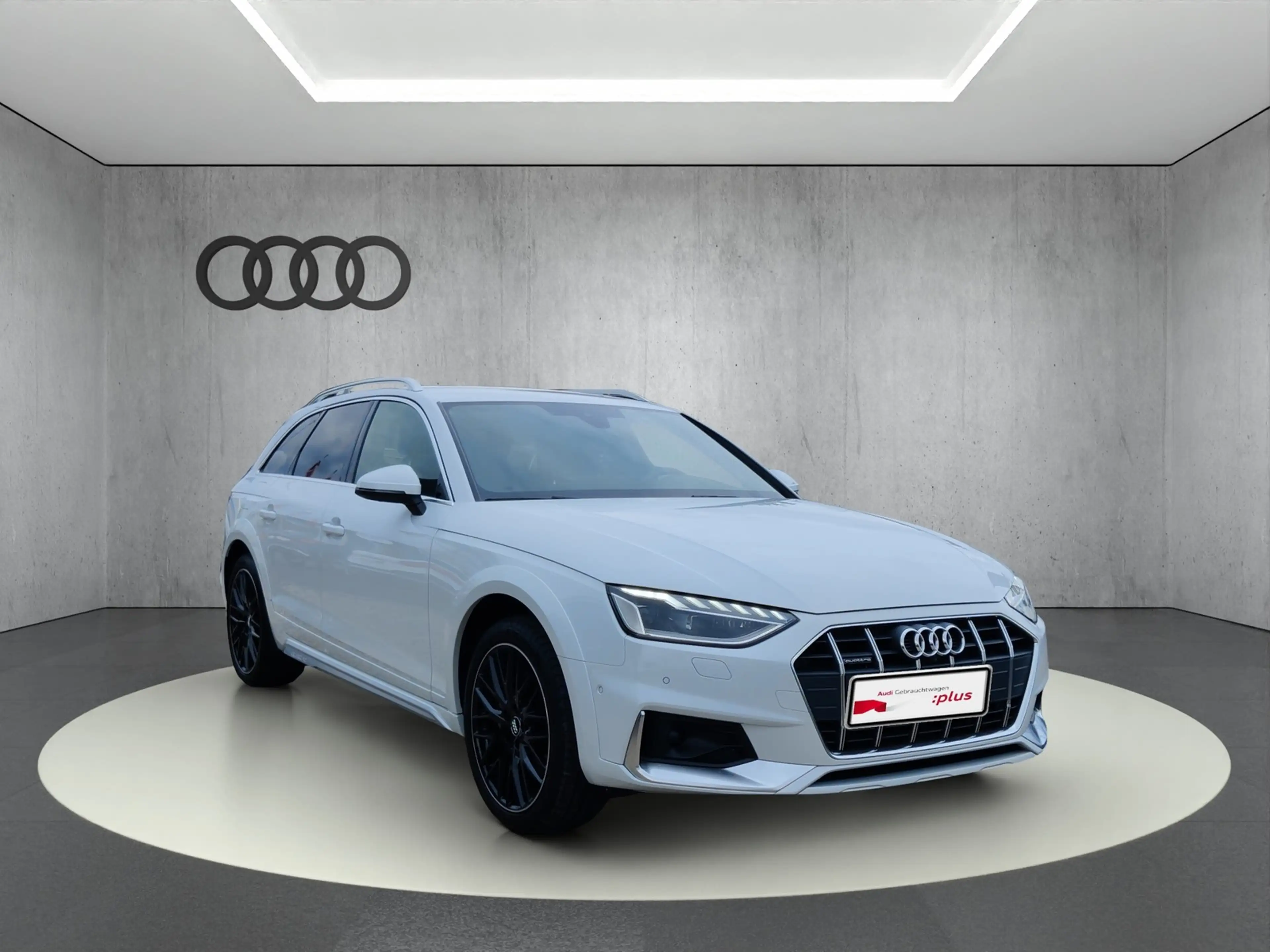 Audi A4 allroad 40 TDI quattro S-tronic — photo 3