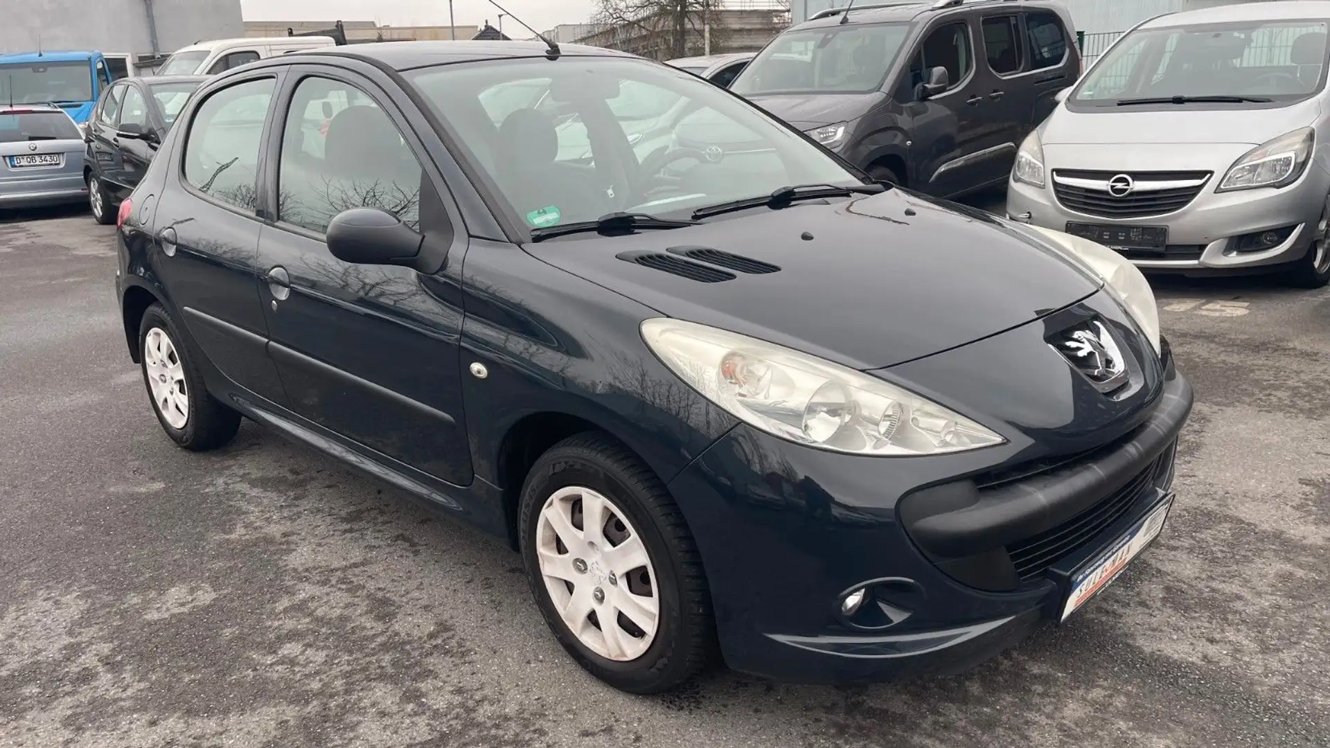 Peugeot 206 GENERATION*RADIO*CD*LÜCKENLOS SERVICE PEUGEO Grau - 1