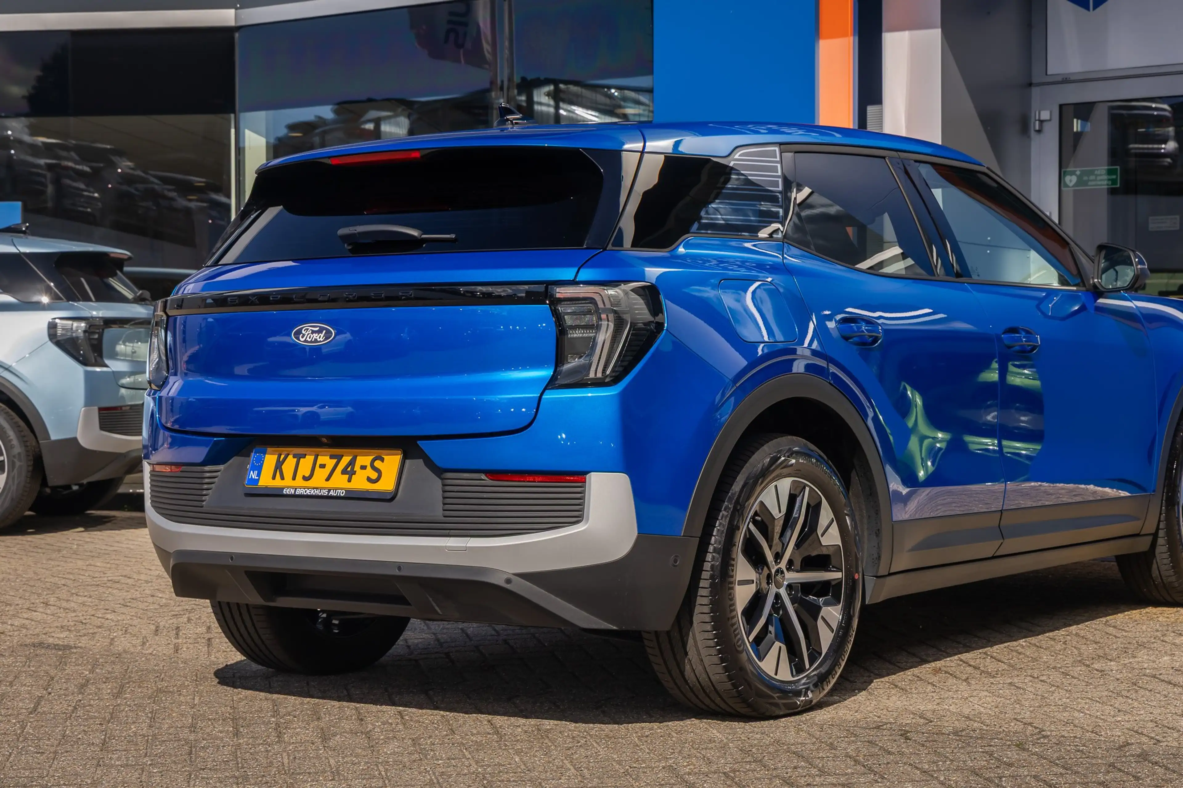 Ford Explorer Premium Extended Range AWD 77 kWh | Head-up displa — photo 12