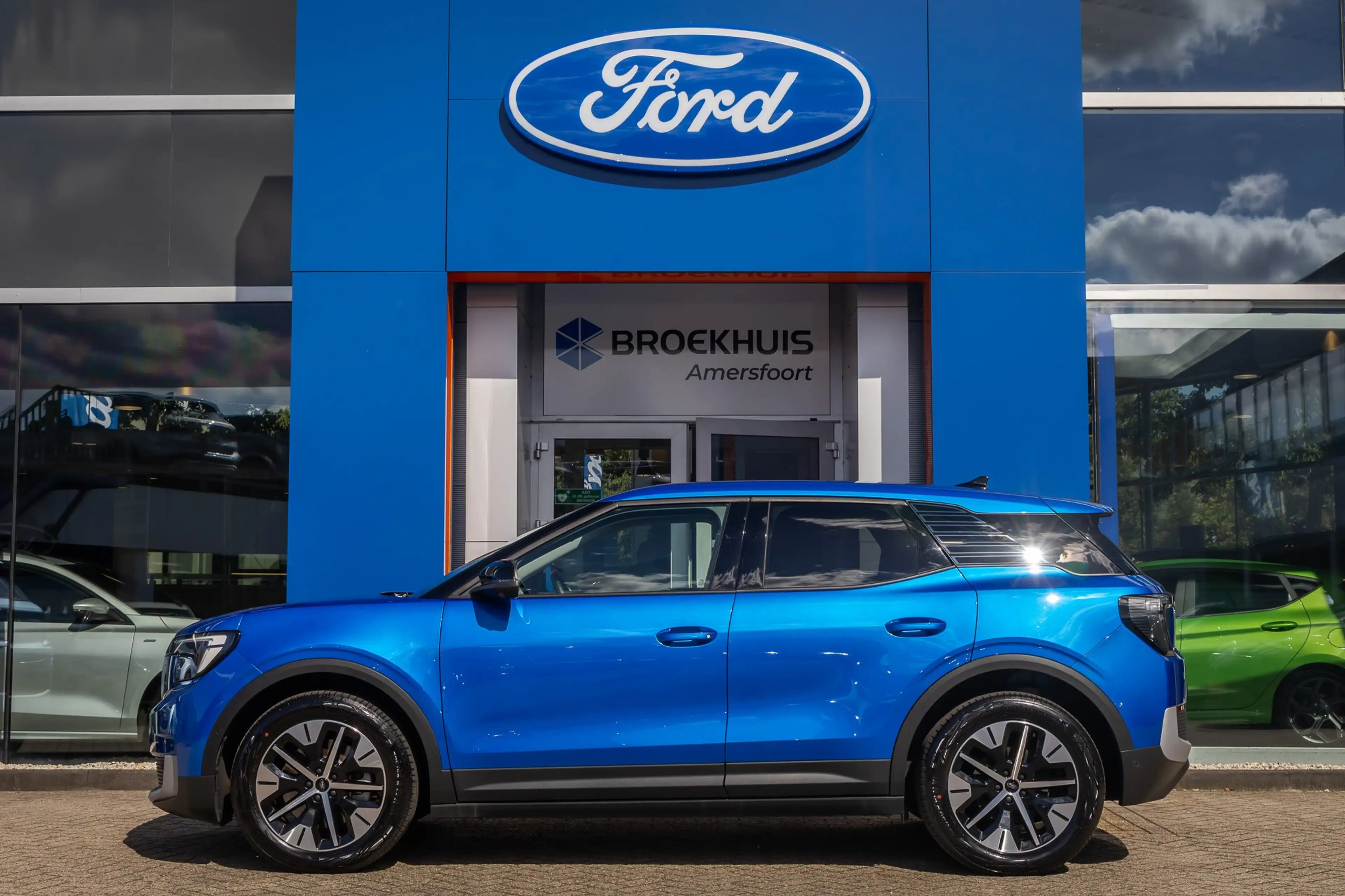 Ford Explorer Premium Extended Range AWD 77 kWh | Head-up displa — photo 9