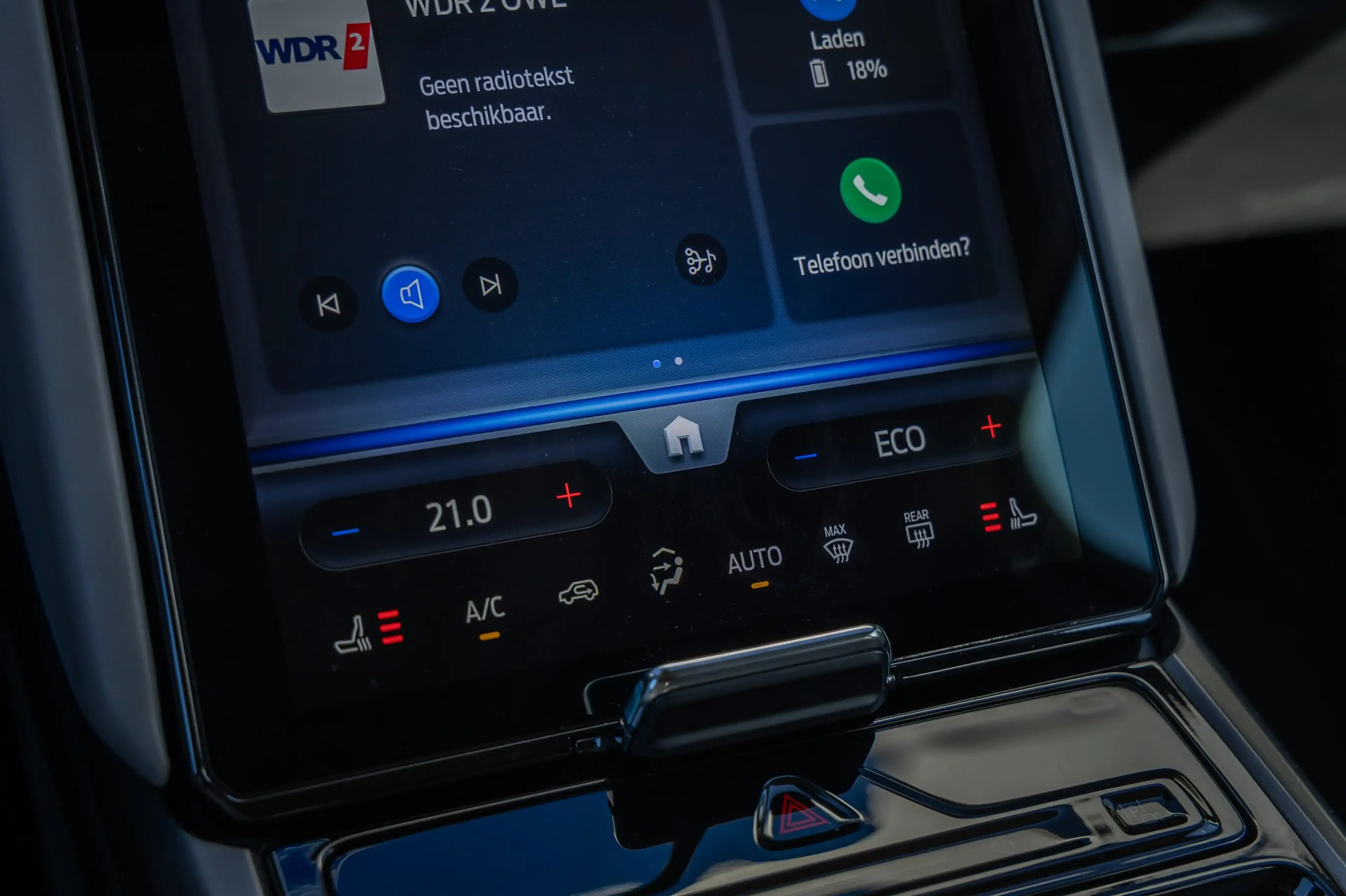 Ford Explorer Premium Extended Range AWD 77 kWh | Head-up displa — photo 38
