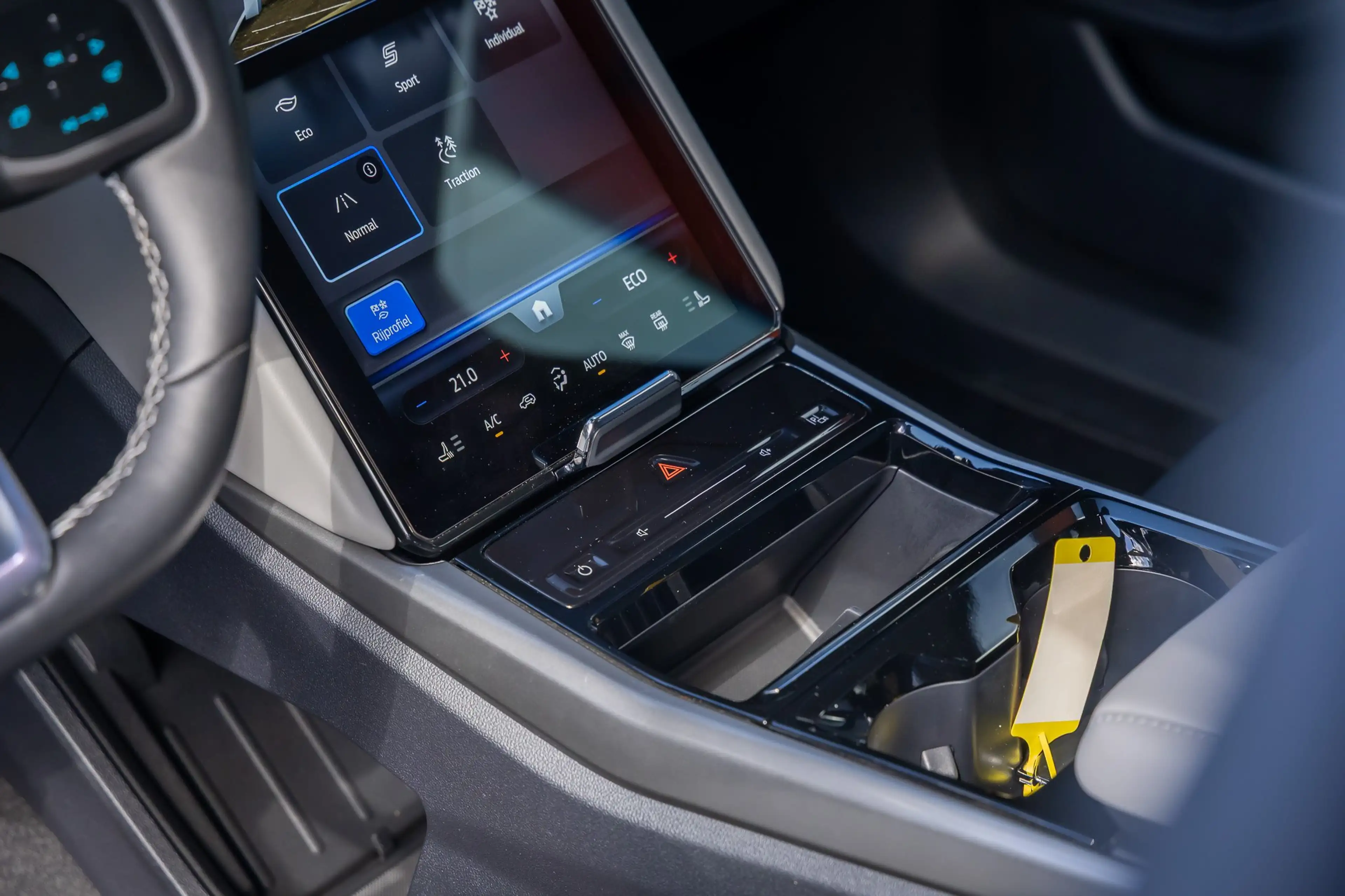 Ford Explorer Premium Extended Range AWD 77 kWh | Head-up displa — photo 26