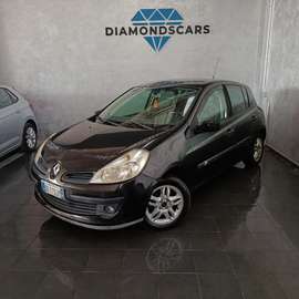 Clio 1.2 16V 5 porte Le Iene