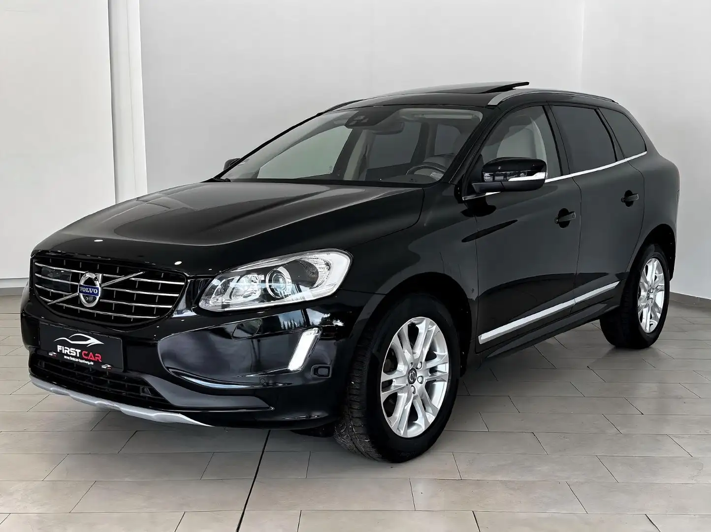 Volvo XC60 Summum D5 AWD|PANO|POLESTAR|KAMERA|4xSHZ| Negro - 1
