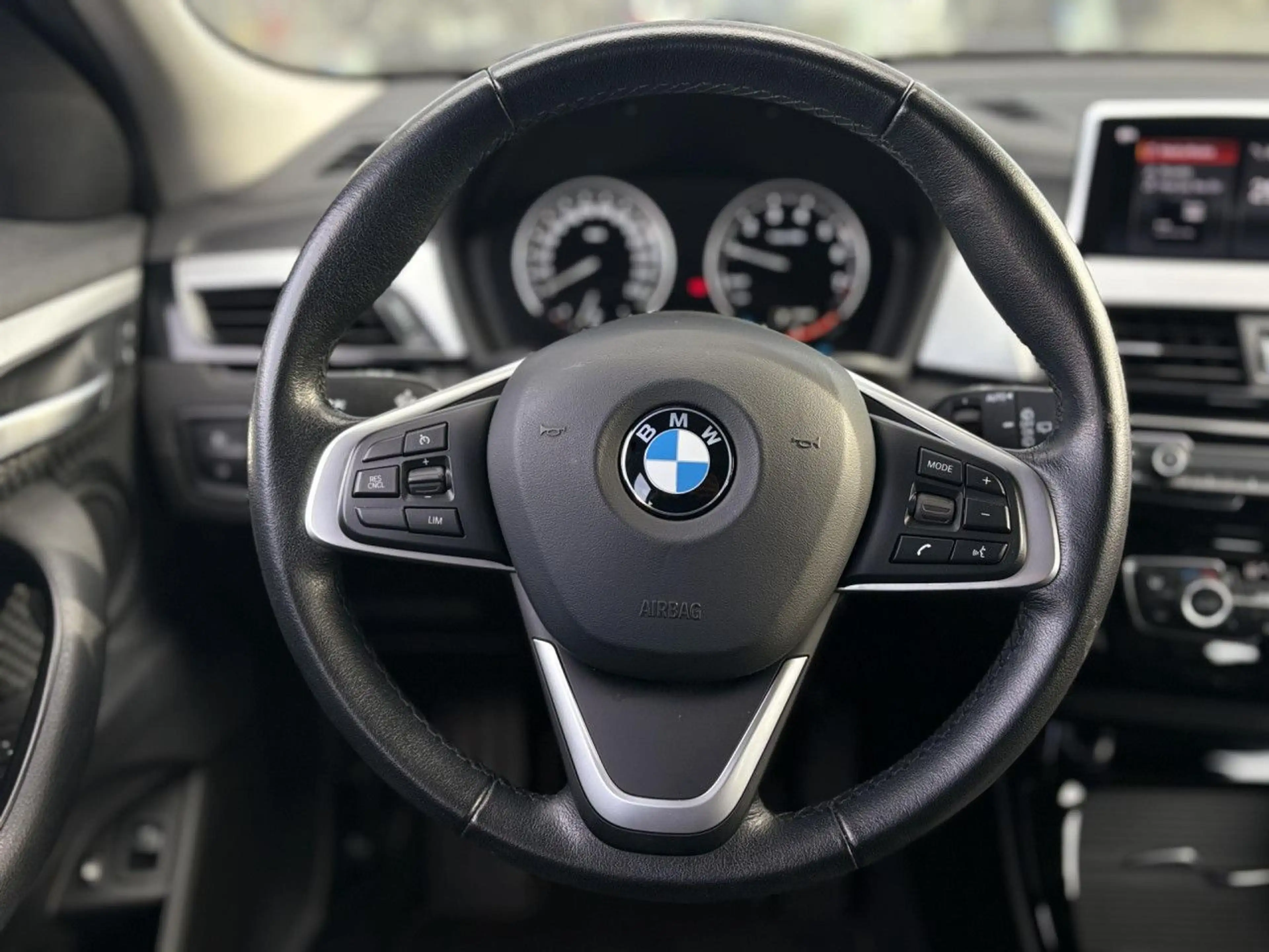 BMW X2 5e LordSt. SHZ PaAs Navi DAB BusiPack. LED — photo 11