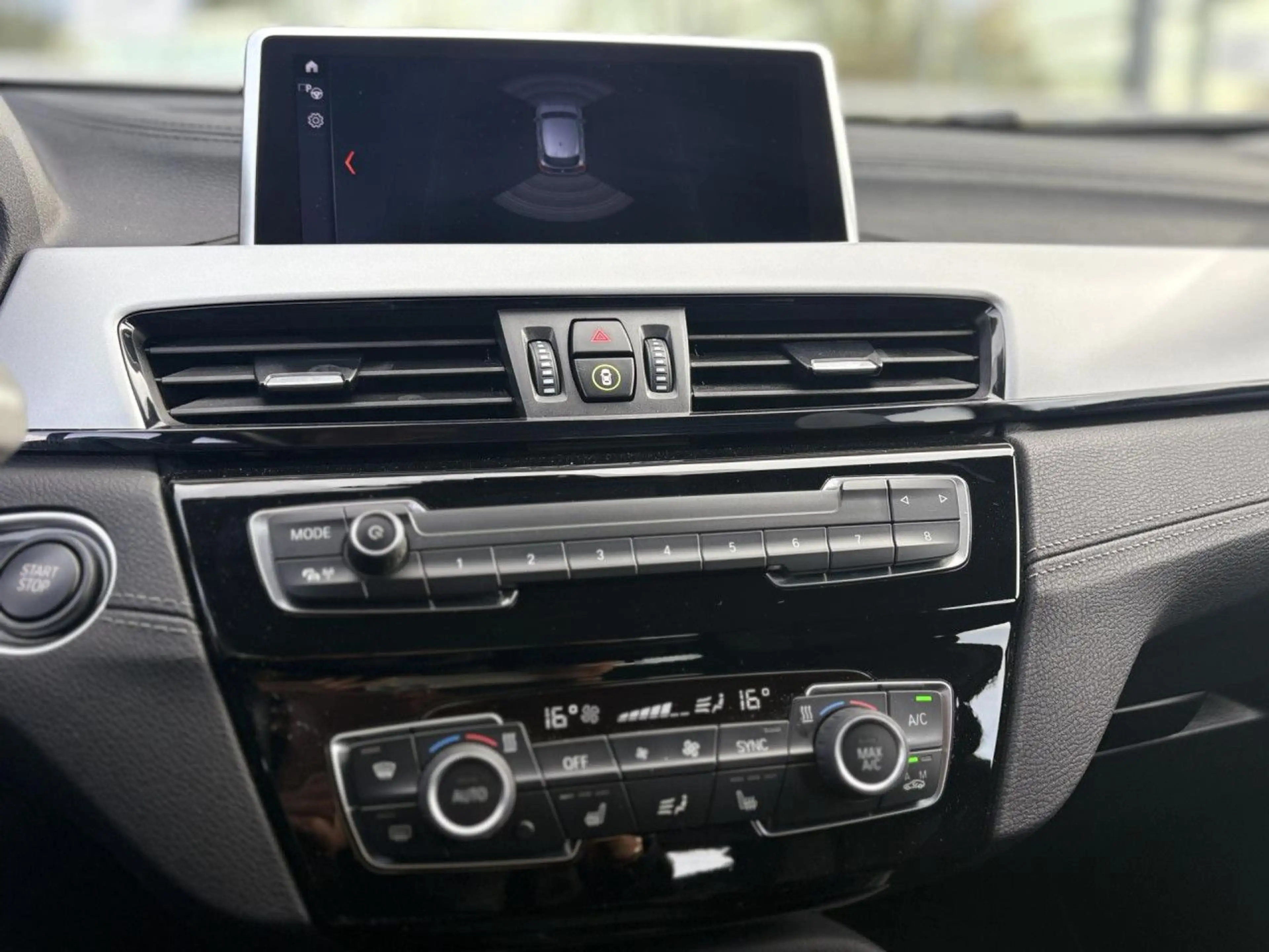 BMW X2 5e LordSt. SHZ PaAs Navi DAB BusiPack. LED — photo 13