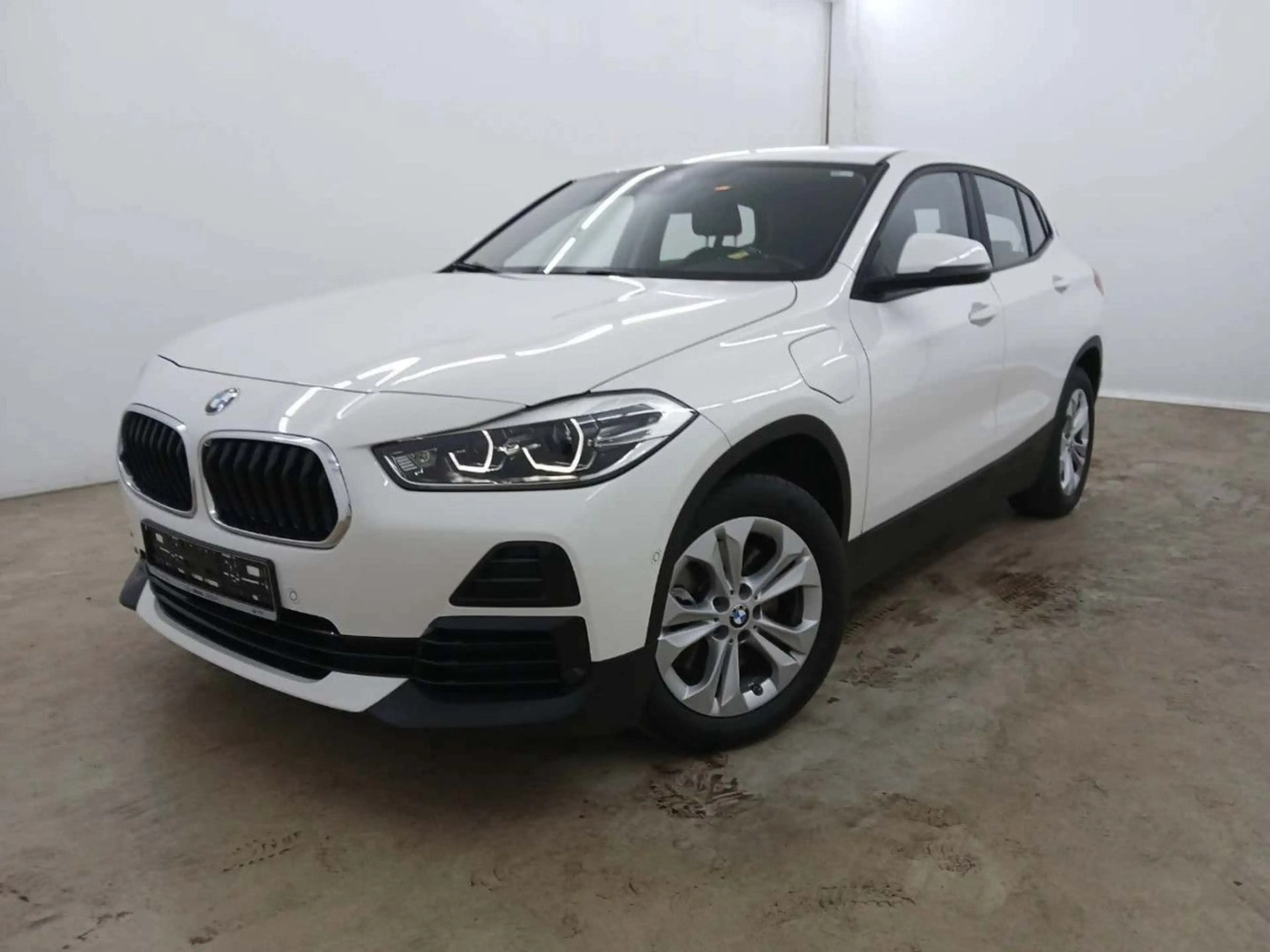 BMW X2 5e LordSt. SHZ PaAs Navi DAB BusiPack. LED — photo 2