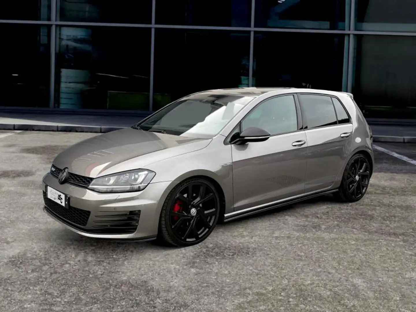 Volkswagen Golf 2.0 tdi 184 CV GTD - 1