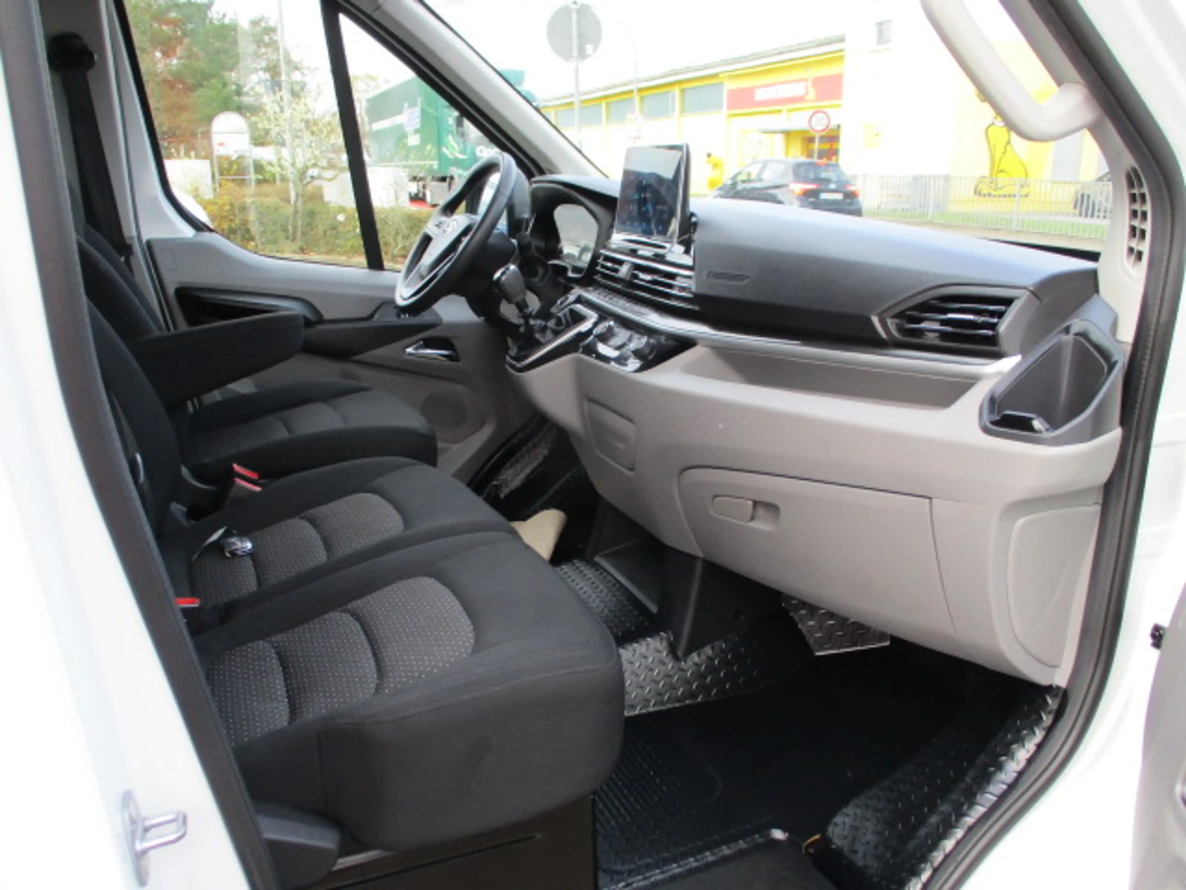 Maxus Deliver 9 2.0 Diesel. Euro 6. Luxury. Kasten. Lang-Hoch. Mod. 25. — photo 9