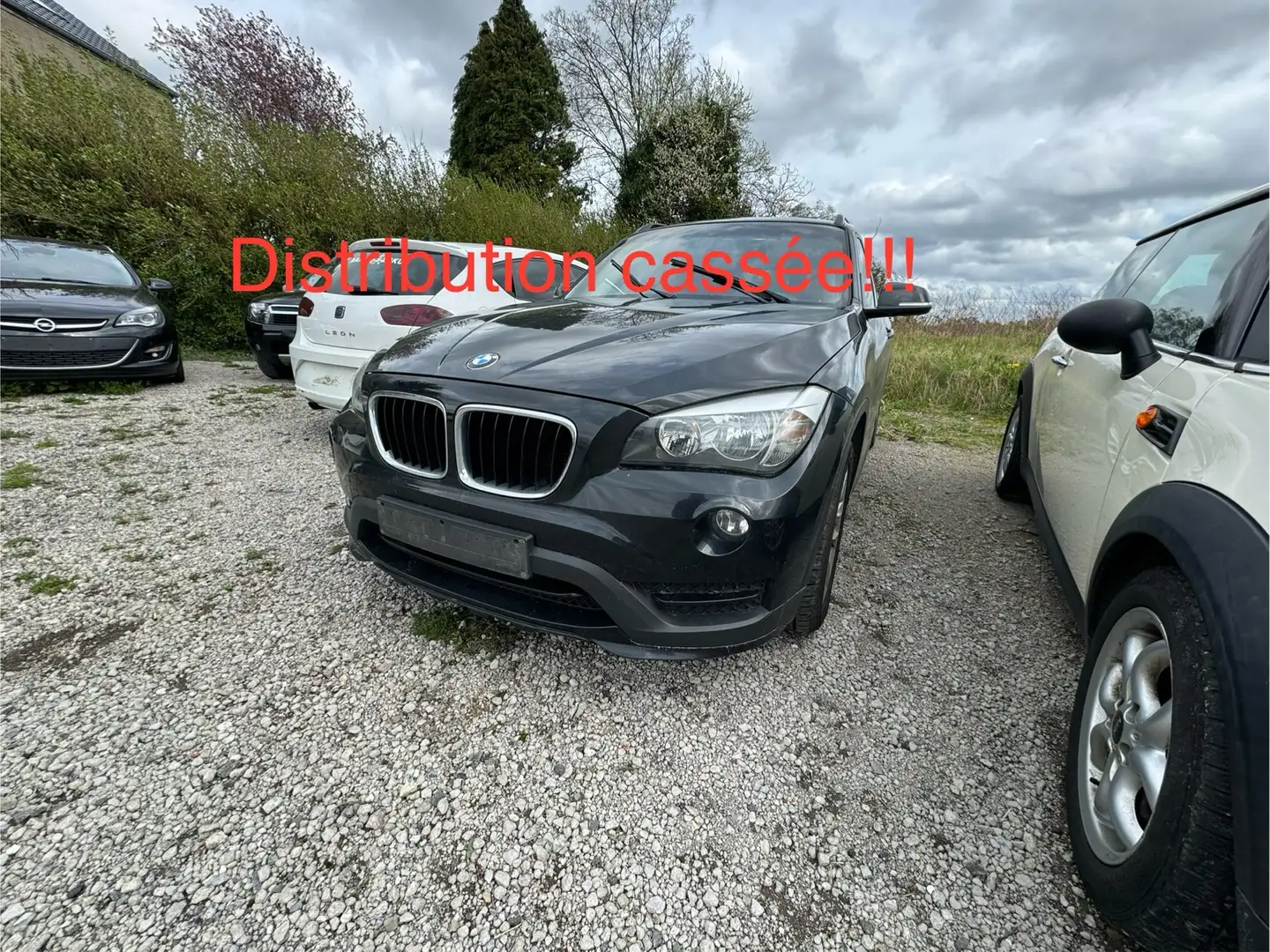 BMW X1 2.0 d sDrive16 Noir - 1