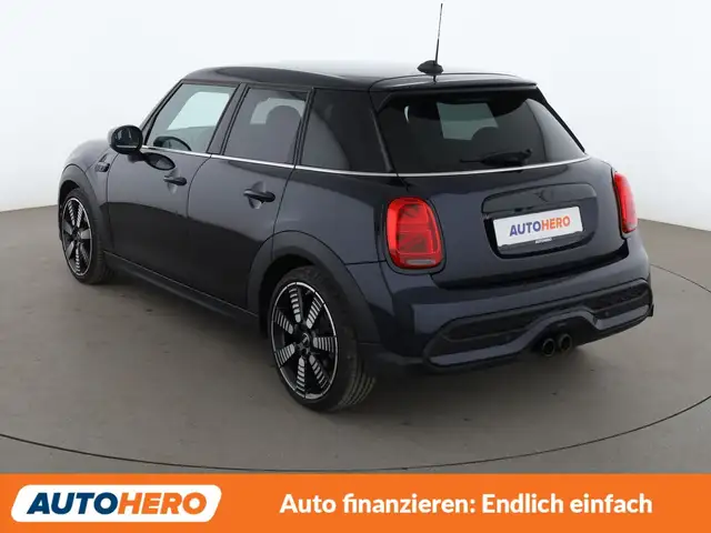 Mini Hatch view 4