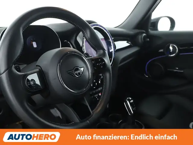 Mini Hatch view 11
