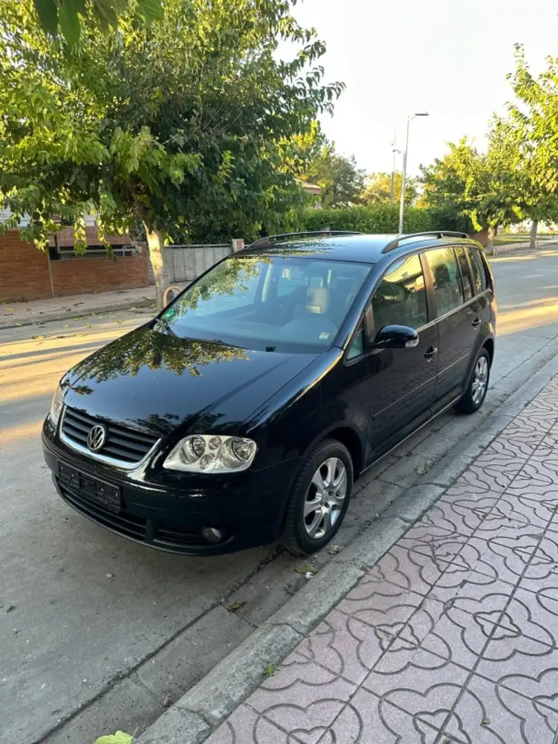 Volkswagen Touran 1.9TDI Advance - 1