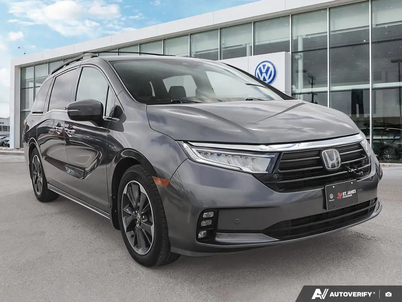Honda Odyssey снимка Honda Odyssey