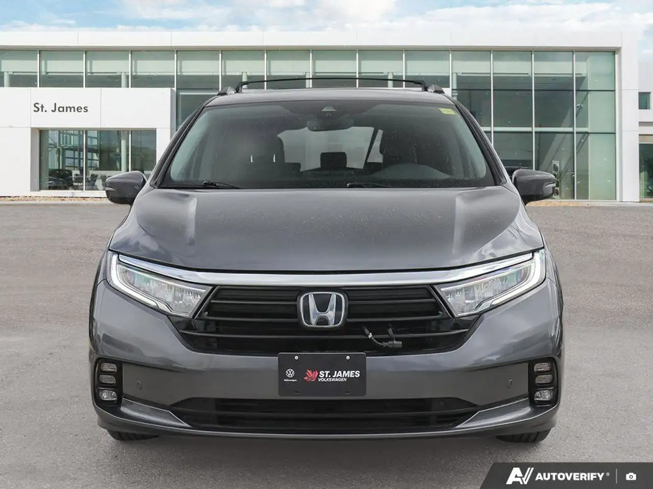 Honda Odyssey снимка Honda Odyssey