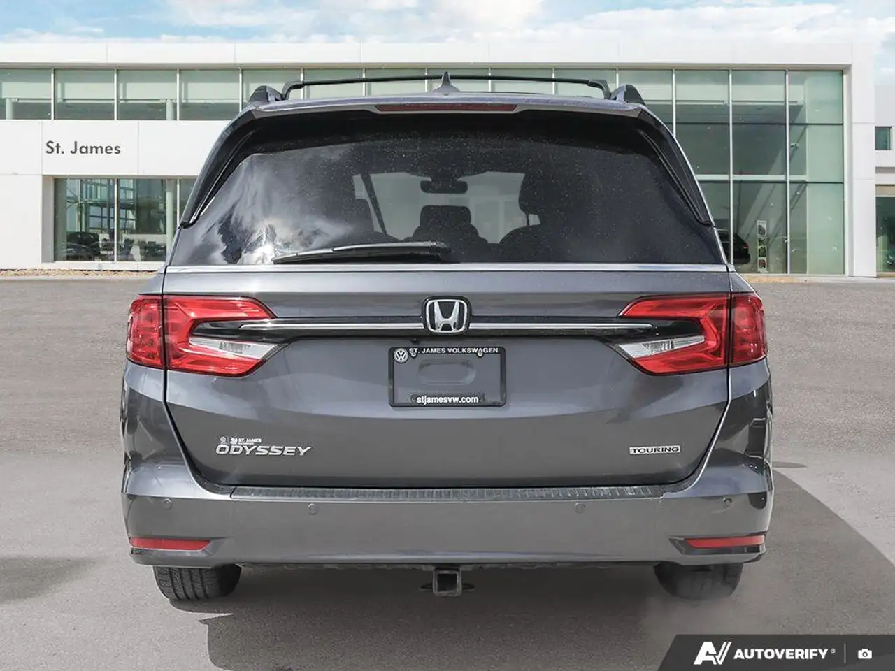 Honda Odyssey снимка Honda Odyssey