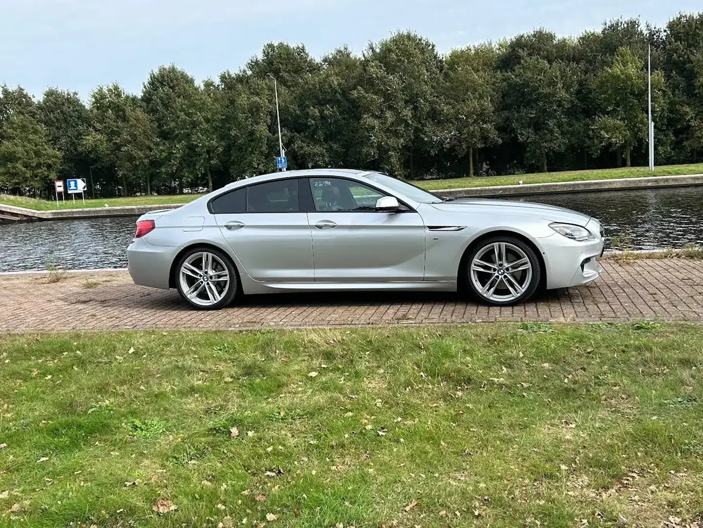 BMW 640 640i XDrive High Executive Gran Coupe Zilver - 2