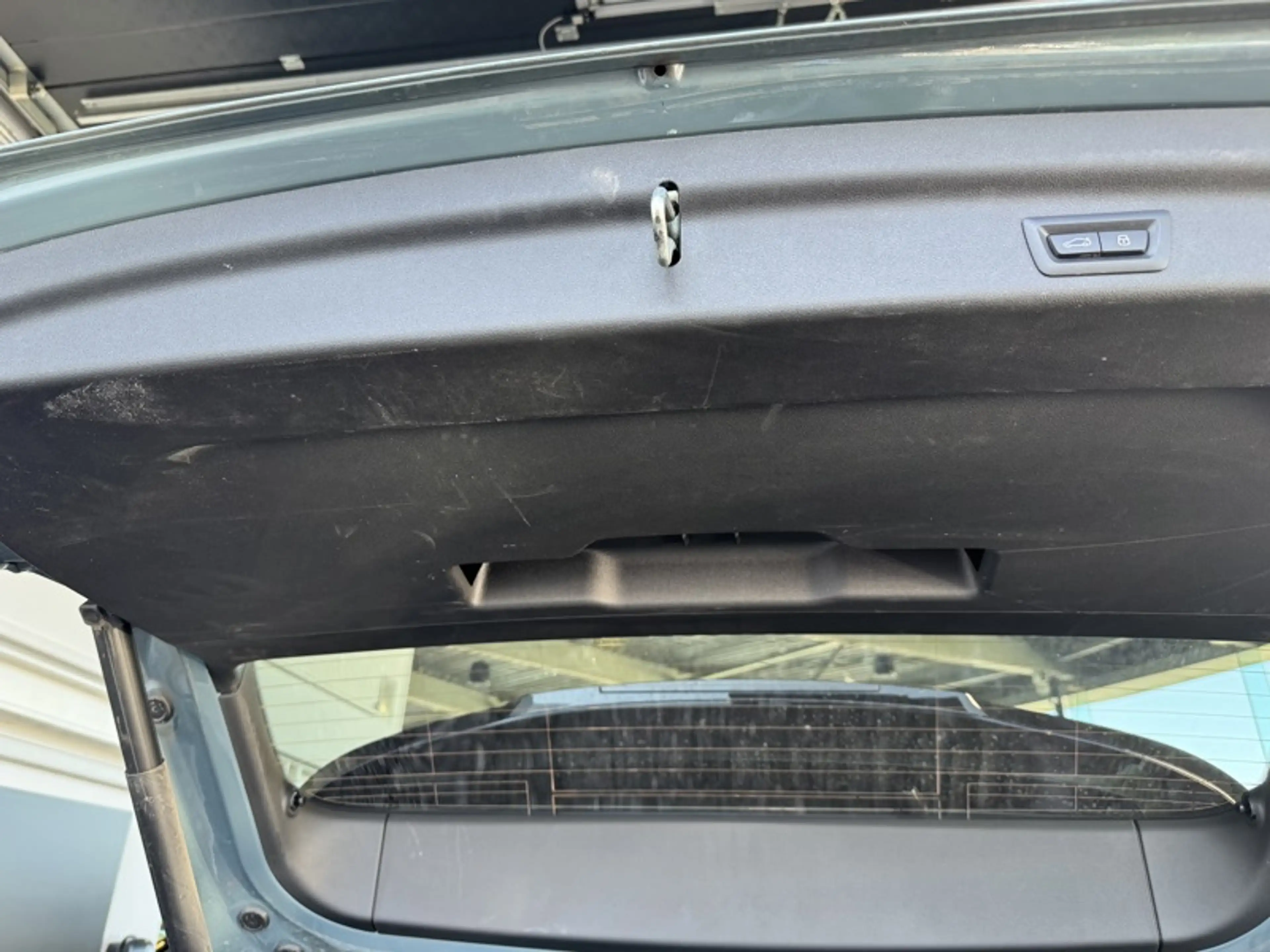 BMW iX1 (U11E)(2022-) 20 eDrive M Sport — photo 14