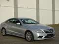 Mercedes-Benz E 220 AUTOMATIK*AMG-STYLING*BI-XENON*START-STOP* Argent - thumbnail 1