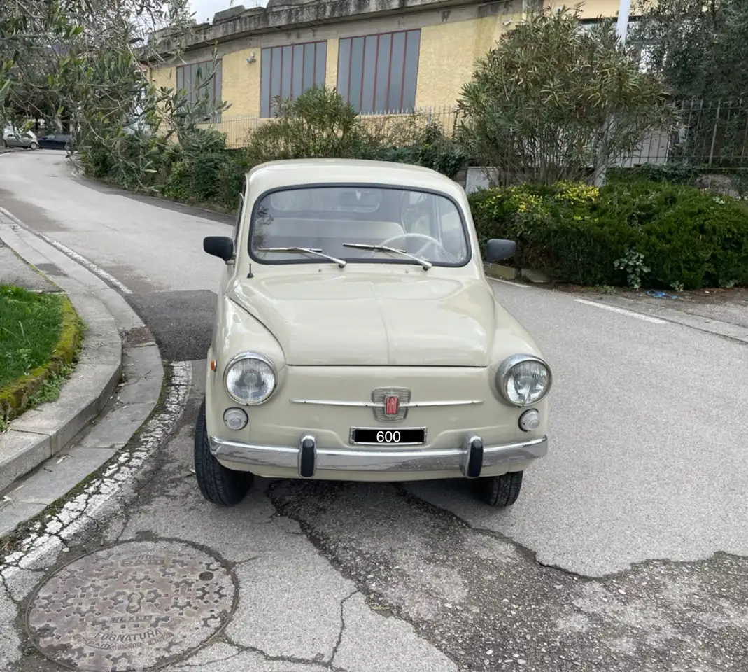 Fiat 600D, foto 2